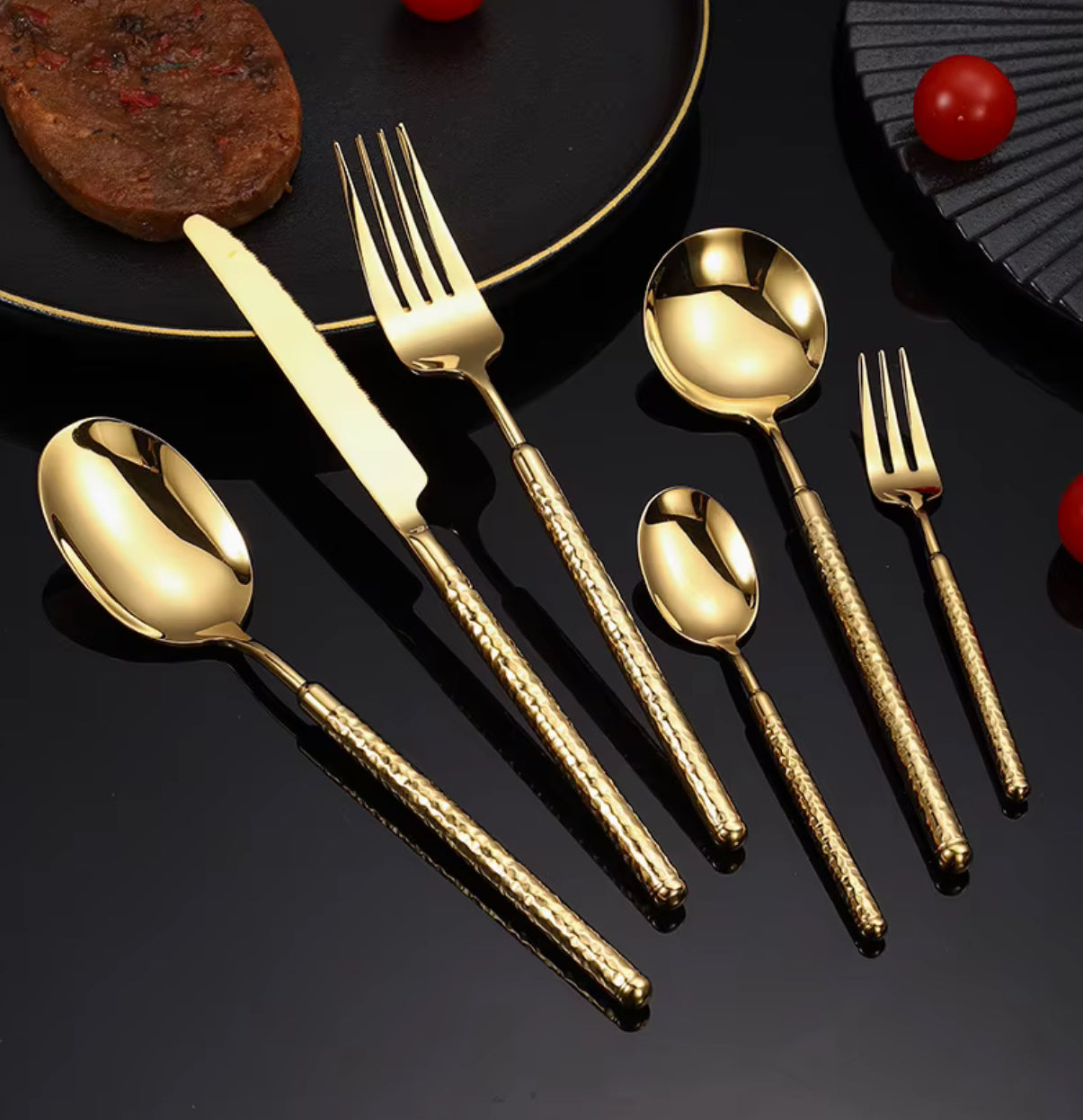 Luxury Round Handle Hammer Pattern Cutlery Set