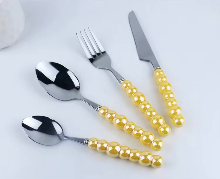 Pearl Ceramic Handle Cutlery Set