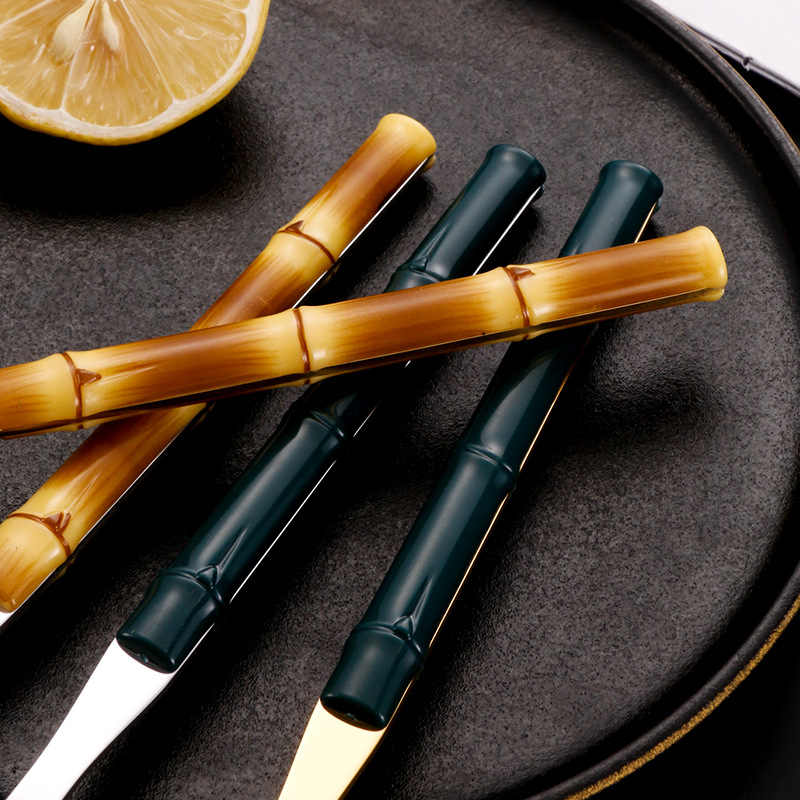 Creative Bamboo Handle Cutlery Set