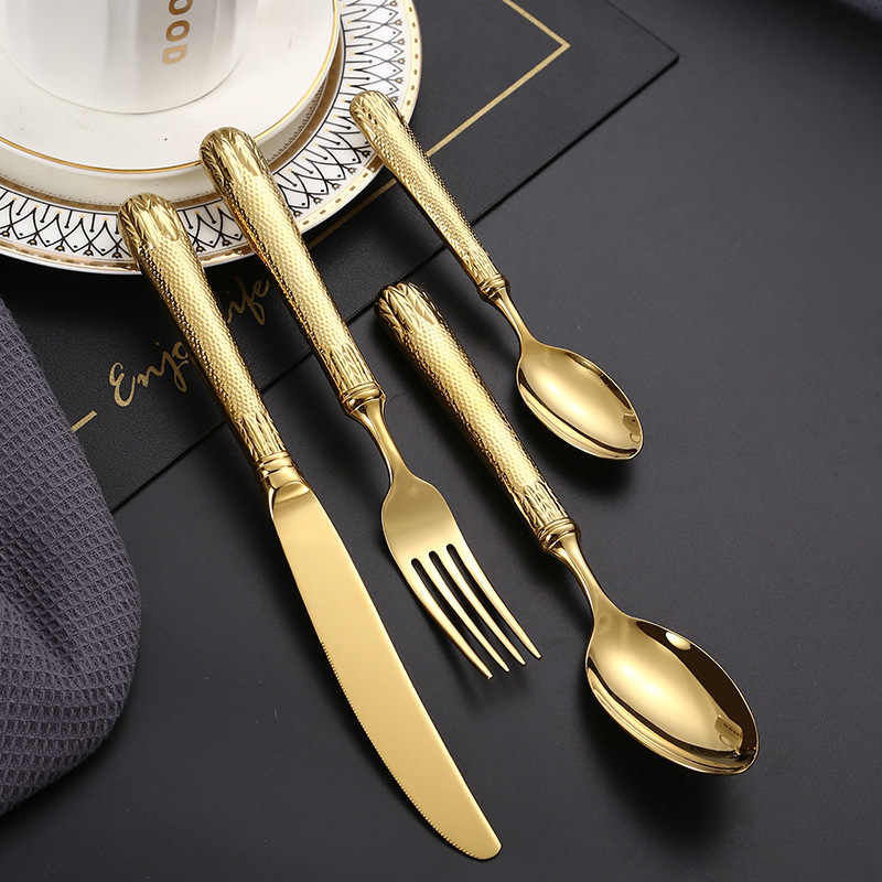 Retro Embossed Hollow Cutlery Set