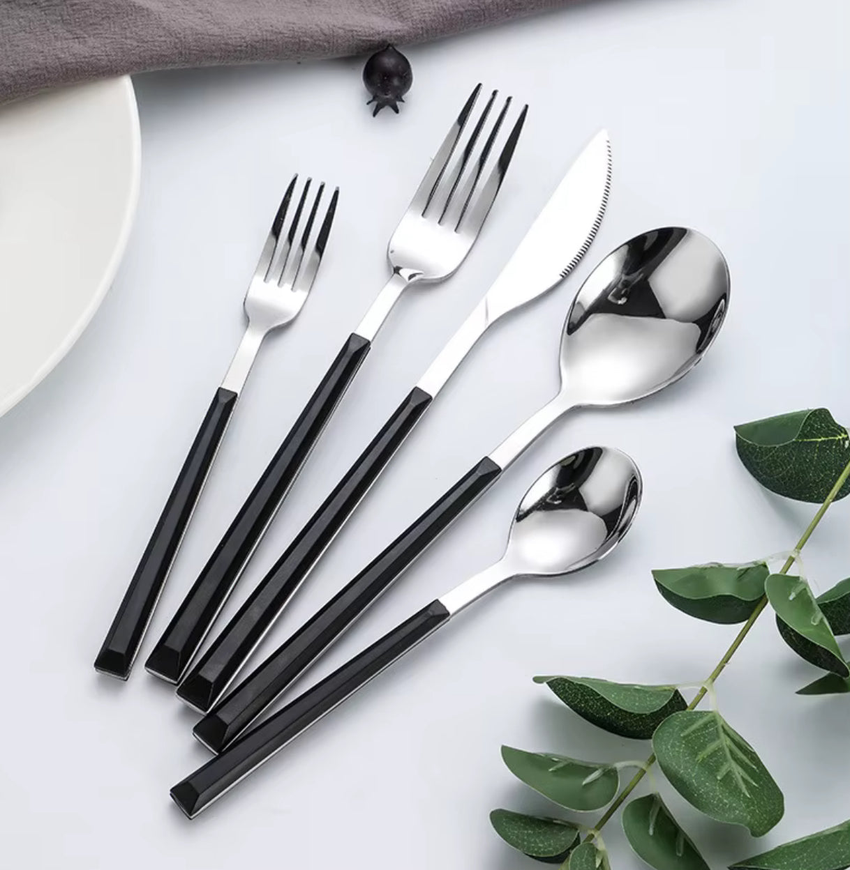 Lila Ceramic Handle Cutlery Set