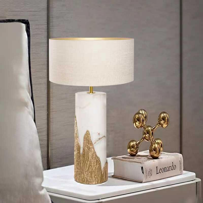 Nordic Designer Model Table / Bedroom Bedside Lamp