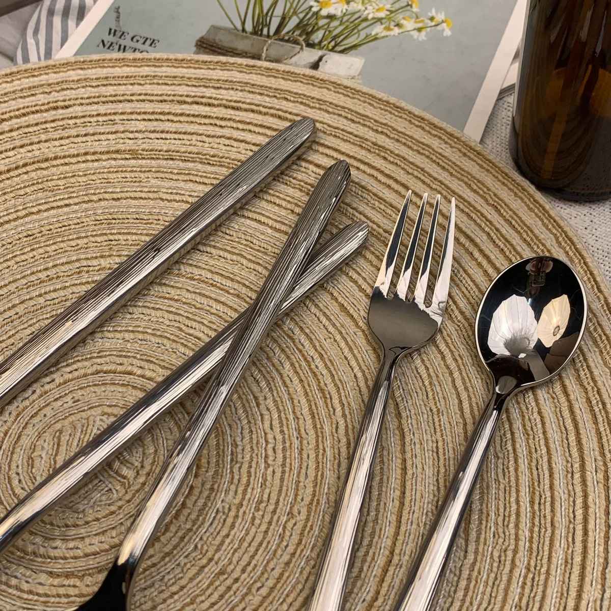 Lolla Tree Pattern Handle Cutlery Set