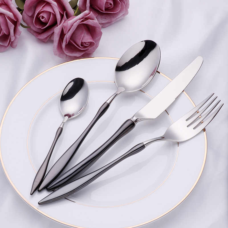Elegant Italian Style Cutlery Set