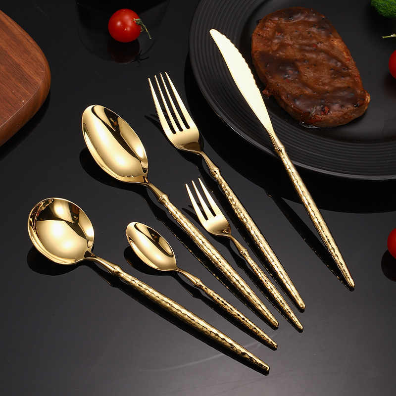 Luxury Pointed Tail Hammer Pattern Cutlery Set