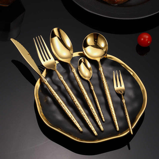 Luxury Pointed Tail Hammer Pattern Cutlery Set