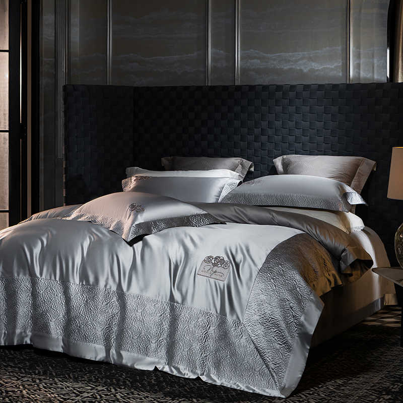 Lilibet 700TC Egyptian Luxury Bedding Set
