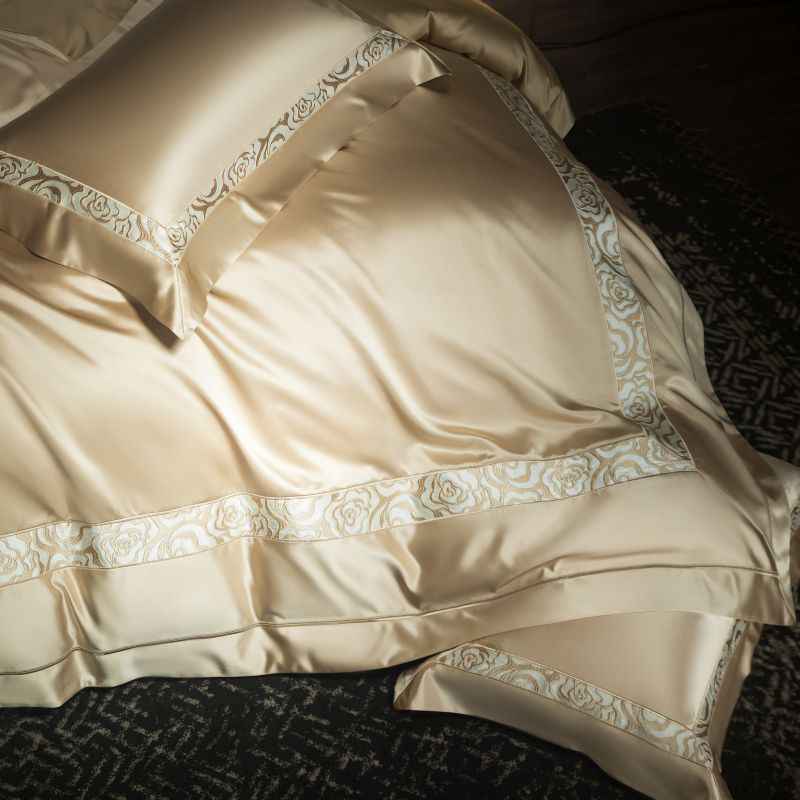 Luxury Silk Cotton Embroidery Bedding Set